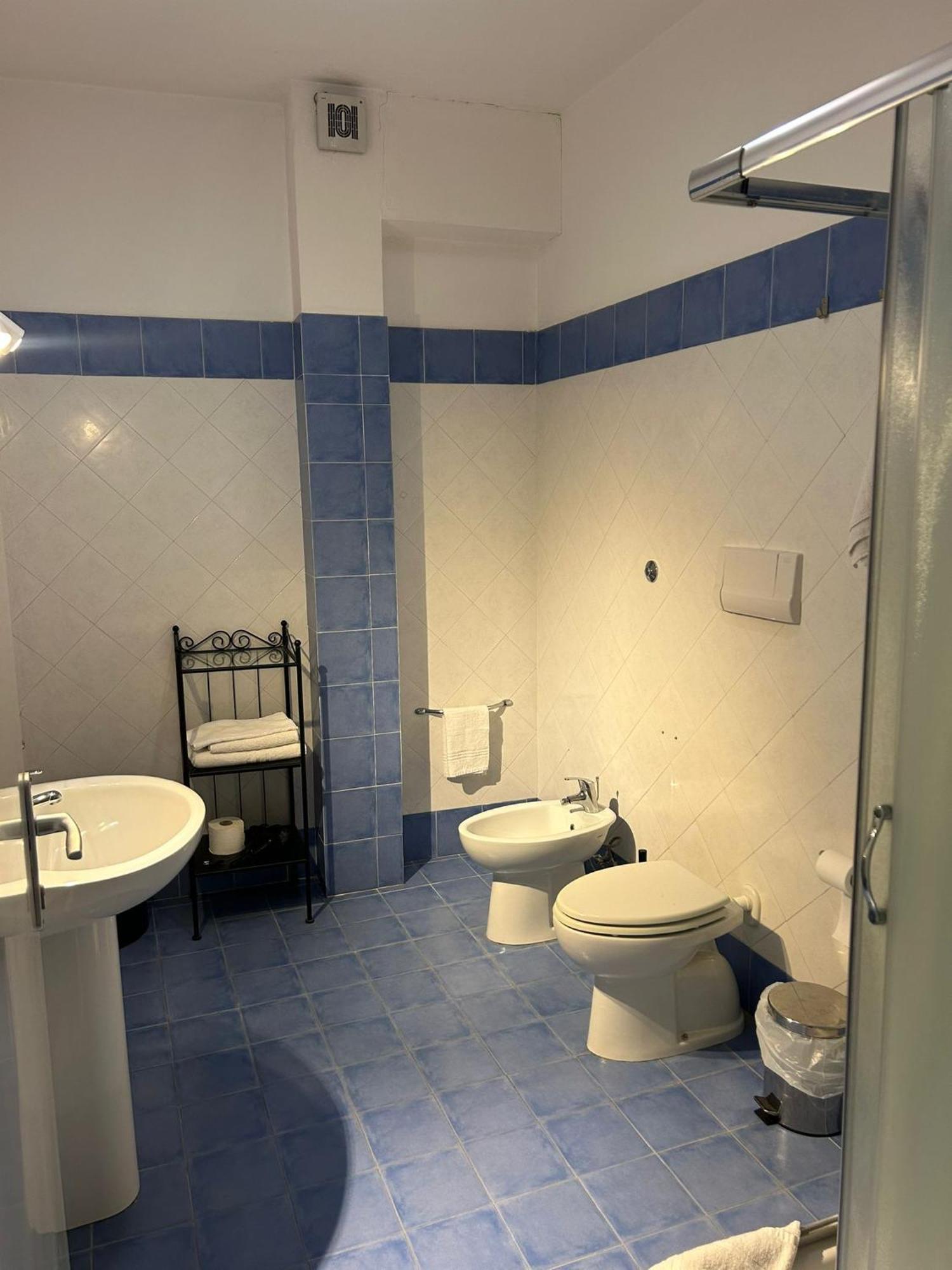 Bed and Breakfast Ramo Fiorito Sant'Agata Li Battiati Esterno foto