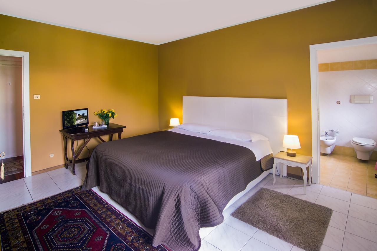 Bed and Breakfast Ramo Fiorito Sant'Agata Li Battiati Esterno foto